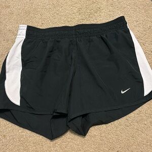 Nike Athletic Shorts Size Small